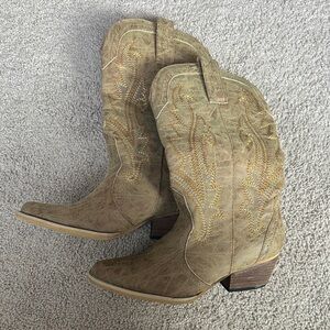 Rollda Tan Embellished Cowboy Boots